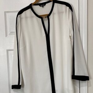 Misook Black and White Blouse